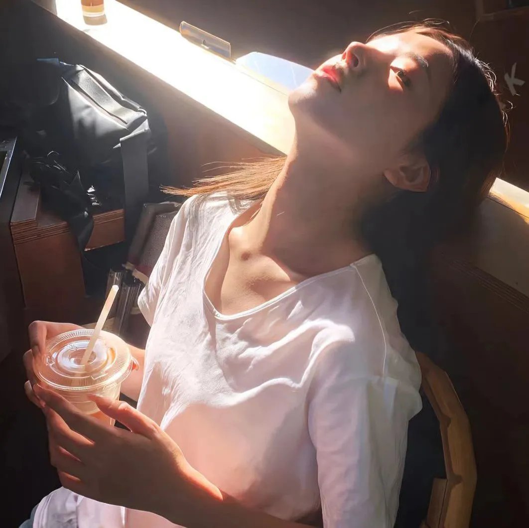 最后的蛮荒战士 海报